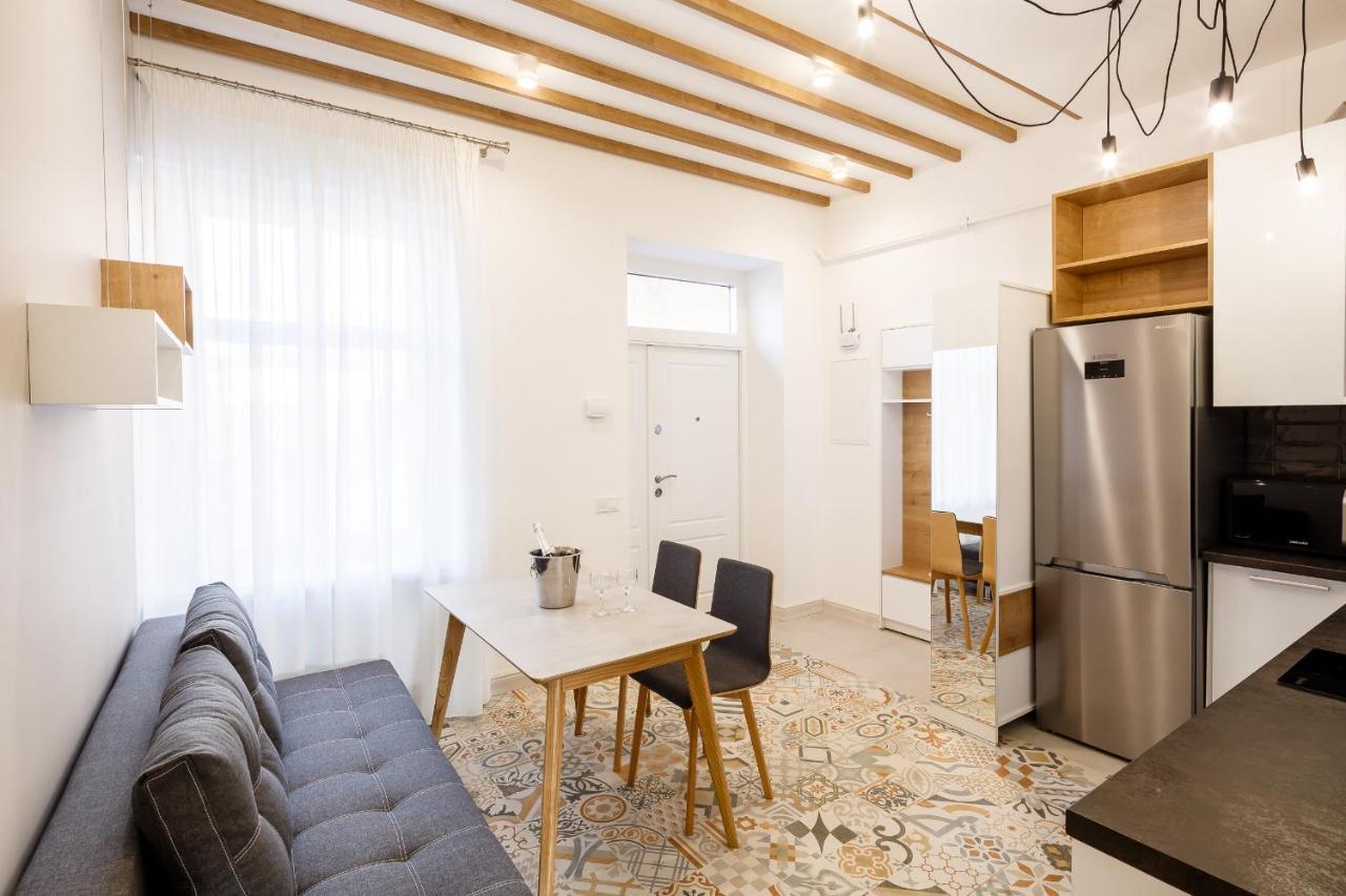 Palace View Apartments - 24 Kopernyka Str. 리비프 외부 사진